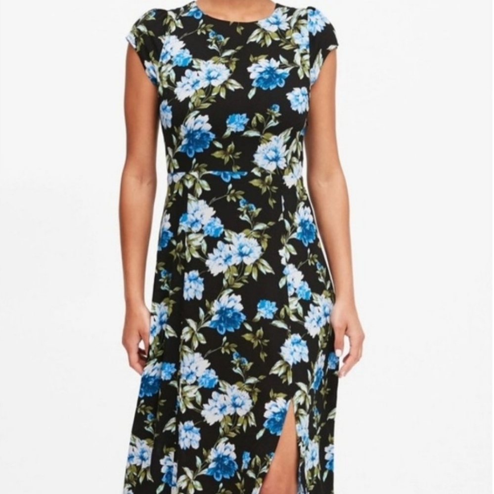 Banana Republic Short-sleeve Black & Blue Floral Midi Dress Size 14